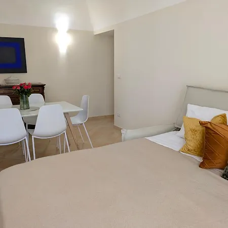 6 Appartamenti Monferrato Gruppi Fino A 24 Persone *