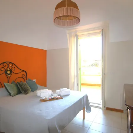 6 Appartamenti Monferrato Gruppi Fino A 24 Persone *