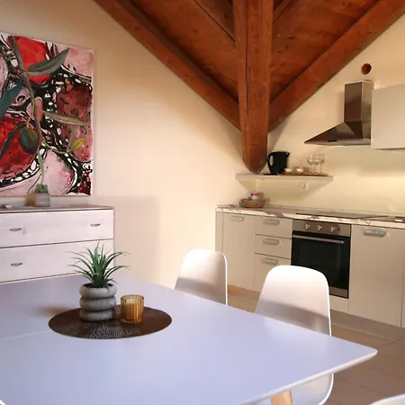 Lejlighed 6 Appartamenti Monferrato Gruppi Fino A 24 Persone