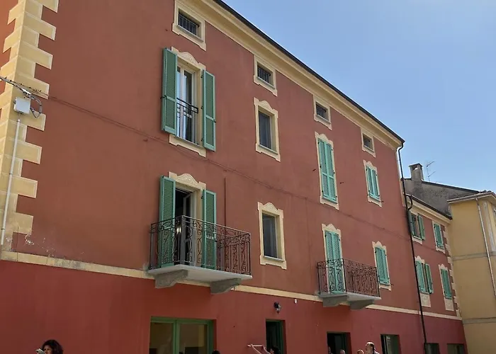 아파트 6 Monferrato Gruppi Fino A 24 Persone