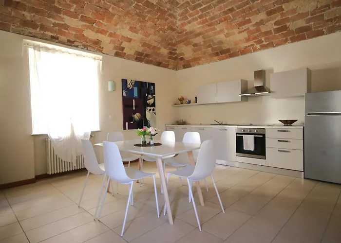 6 Monferrato Gruppi Fino A 24 Persone 아파트