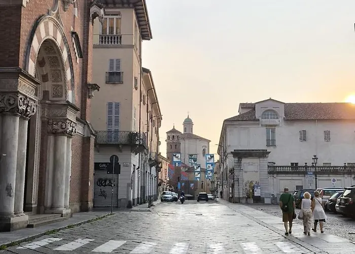 6 Monferrato Gruppi Fino A 24 Persone 아파트